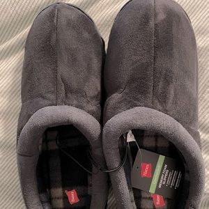 ✨NWT✨ Men’s Slippers